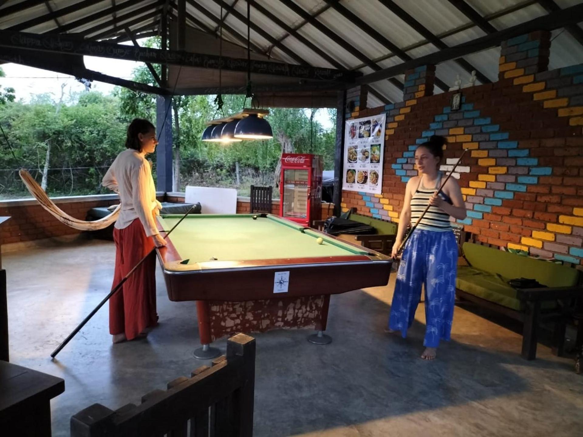 Yala Ying Yang Hostel & Camping Екстериор снимка