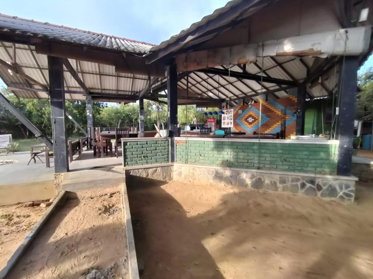 Yala Ying Yang Hostel & Camping Екстериор снимка
