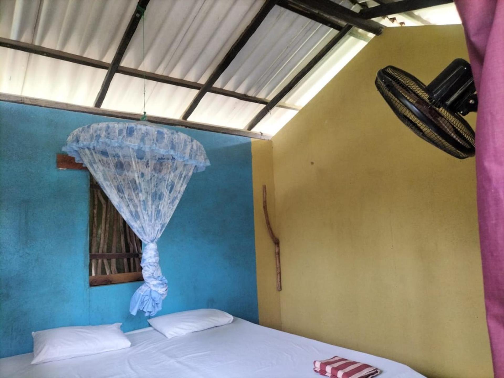 Yala Ying Yang Hostel & Camping Екстериор снимка